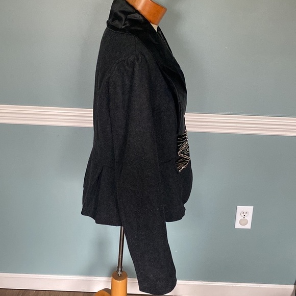 Y2K BKE Women’s Wool Blend Gray Cropped Peplum Embellished Tuxedo Blazer L - Picture 4 of 7